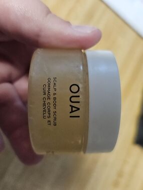 OUAI Cream Jar Scalp & Body Scrub